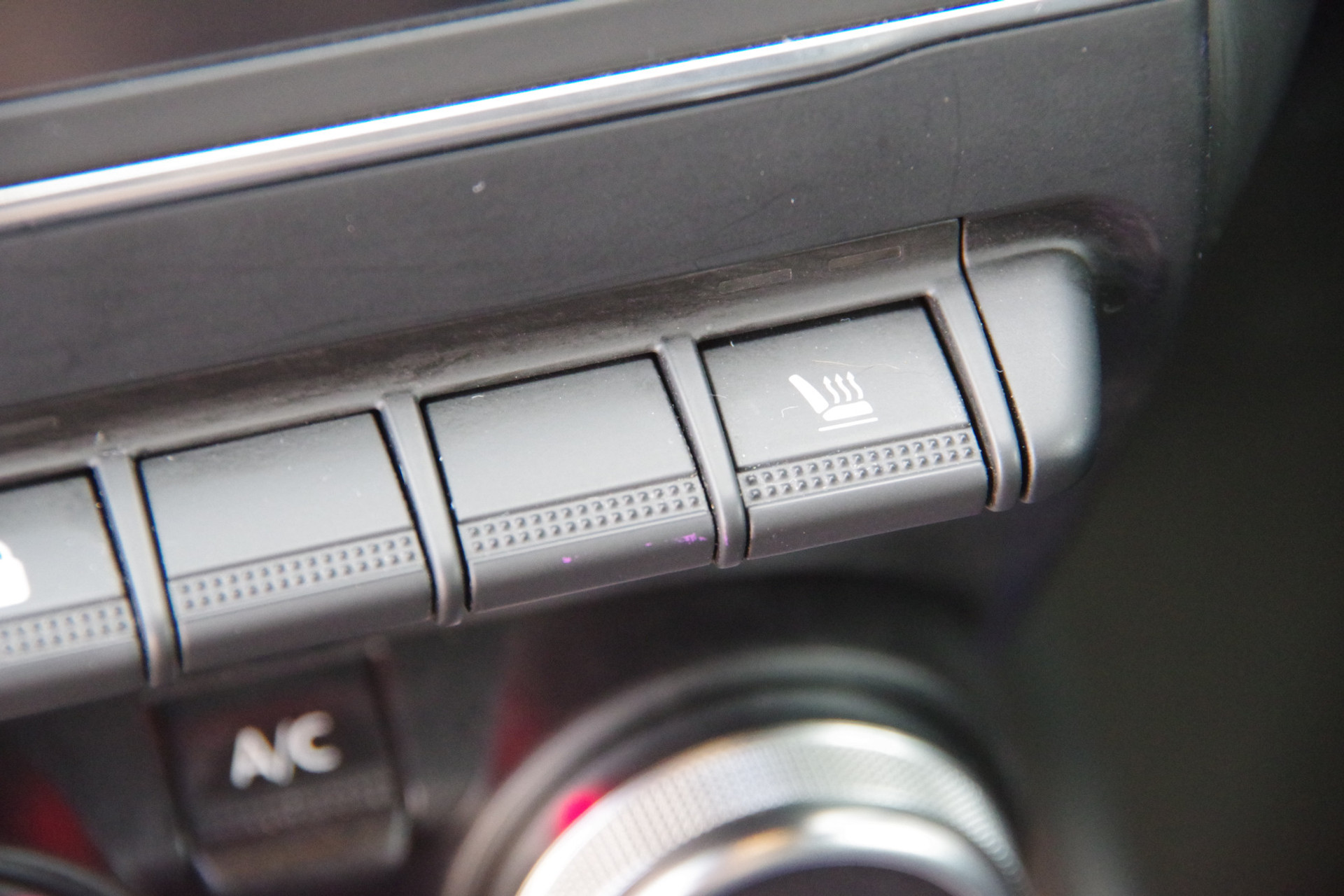 46337643-24.jpg